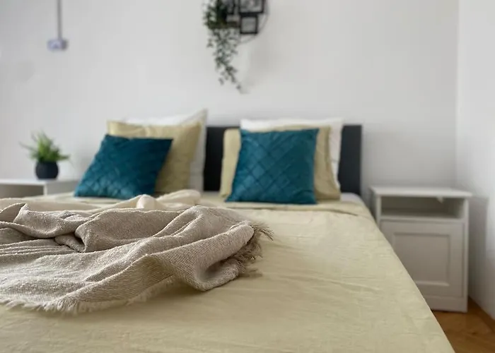 2 Bedroom With Terrace In Center Apartament Bucureşti