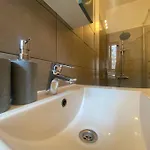 2 Bedroom With Terrace In Center Apartament Bucureşti