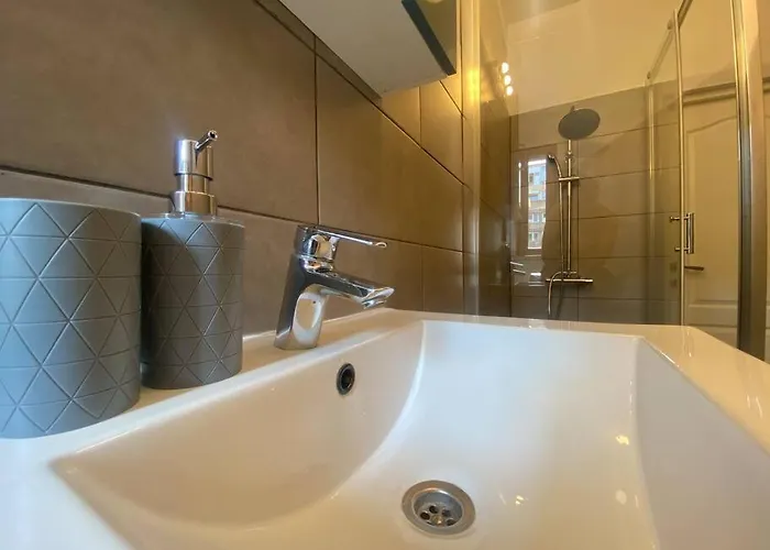 2 Bedroom With Terrace In Center Apartamento Bucarest
